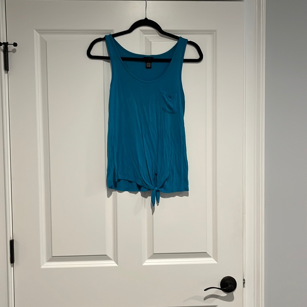Women’s tank/blouse